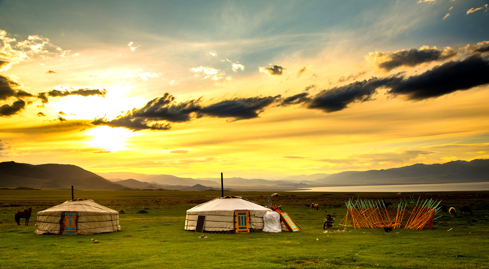 Mongolian nomadic Ger | Premium Travel Mongolia