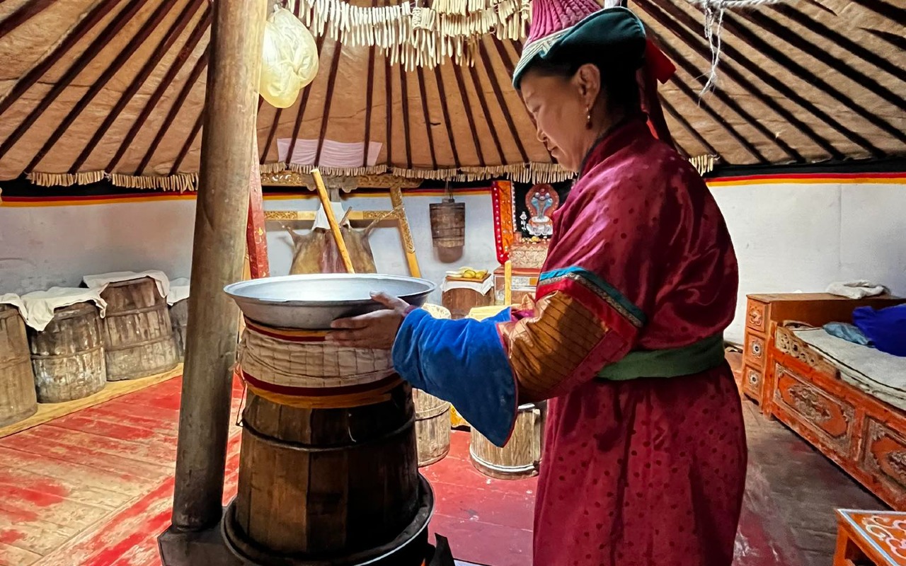 Making a traditional vodka from dairy products | Premium Travel Mongolia